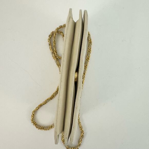 Jay Herbert New York Vintage Quilted Purse with Gold-Tone Chain Strap Cream - Picture 5 of 10